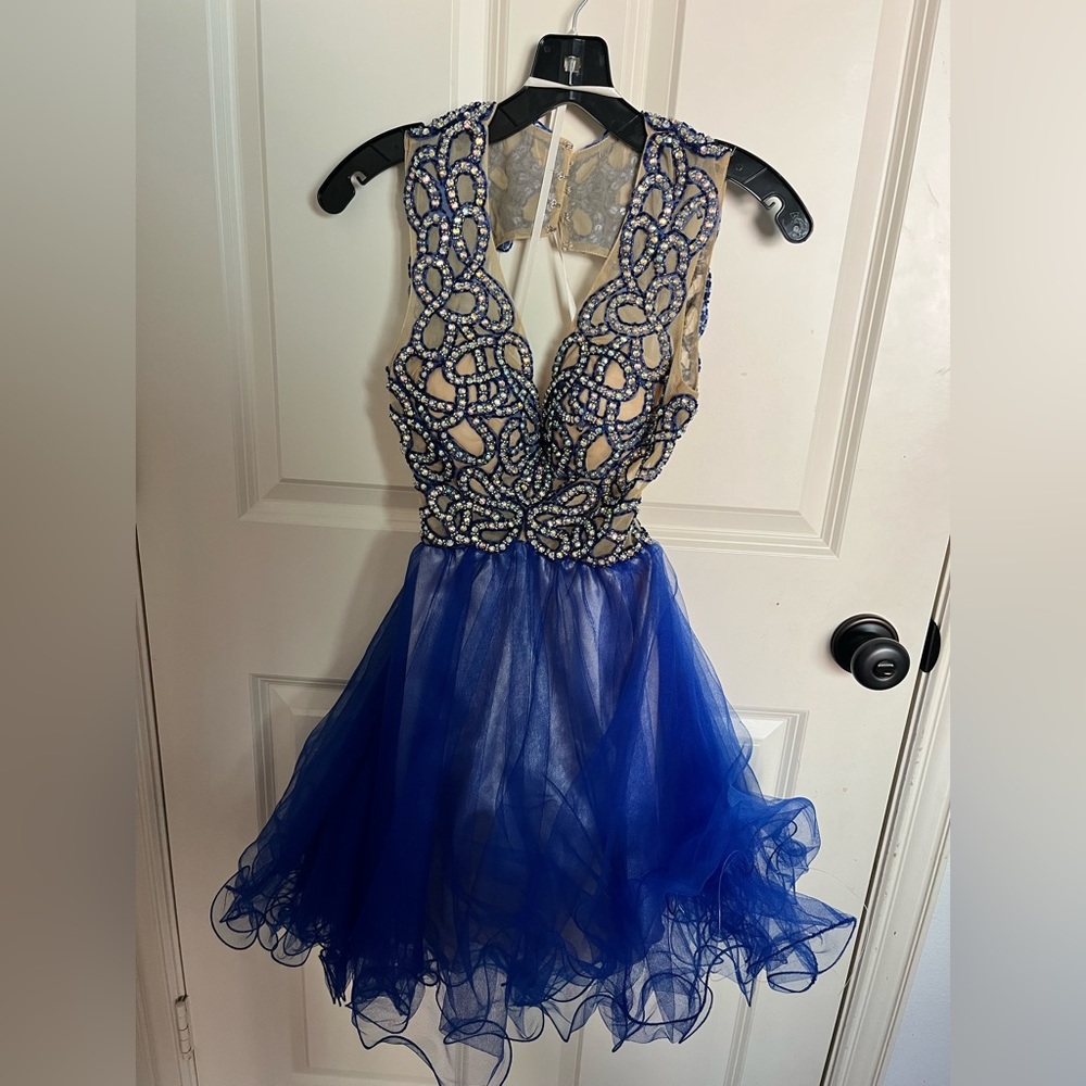 Dave and Johnny, blue & jeweled homecoming dress, Size 0